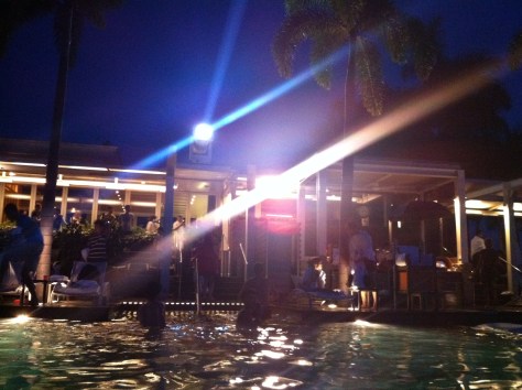 Photo 13-11-16 19 14 06